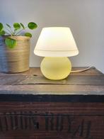 Lampe de table Mushroom modèle jaune pastel et blanc mat, Enlèvement ou Envoi, Verre