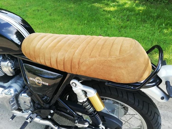 royal enfield interceptor zadel overtrek, Motoren, Accessoires | Overige, Zo goed als nieuw, Ophalen