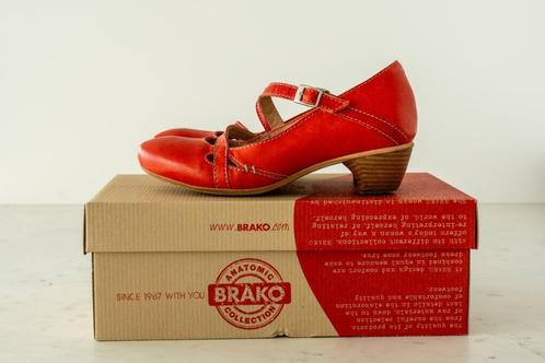 Chaussures, marque Brako Anatomics, taille 36, comme neuves, Vêtements | Femmes, Chaussures, Comme neuf, Chaussures basses, Rouge