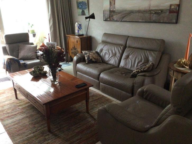 Lederen salon, Huis en Inrichting, Zetels | Complete zithoeken, Zo goed als nieuw, Leer, Ophalen