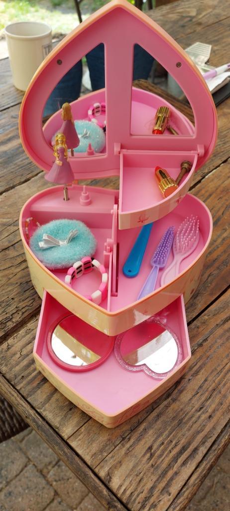 Barbie muziek/juwelendoos (verzenden kan ook), Kinderen en Baby's, Kinderspulletjes, Gebruikt, Ophalen