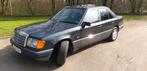 W124 200d oldtimer, Auto's, Mercedes-Benz, Te koop, Berline, Stof, Radio