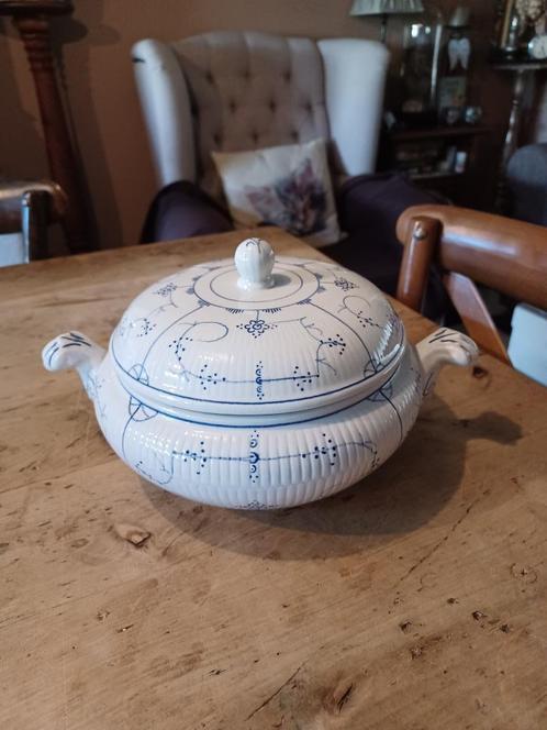 VILLEROY EN BOCH DRESDEN dekselkom, Antiek en Kunst, Antiek | Servies los, Ophalen of Verzenden