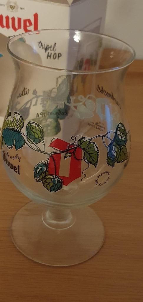 2 duvelglazen in geschenkverpakking, Verzamelen, Glas en Drinkglazen, Nieuw, Bierglas, Ophalen of Verzenden