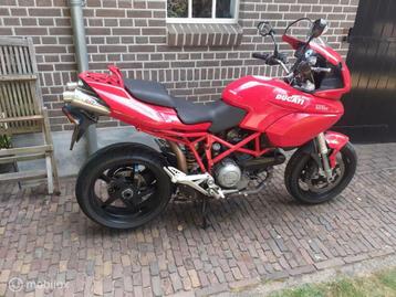 Motorblok kuipdelen wielen voorvork uitlaat ecu Multistrada beschikbaar voor biedingen
