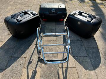 Setje motor koffers + koffers drager beschikbaar voor biedingen