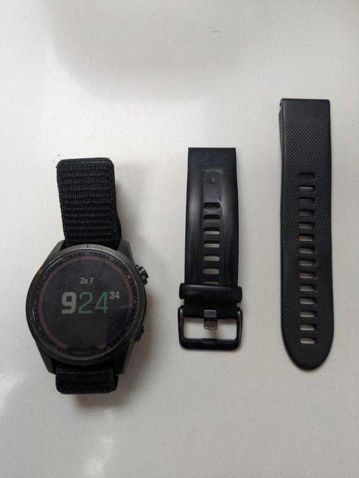Garmin Fenix 7s sapphire solar, Bijoux, Sacs & Beauté, Montres de sport, Noir, Distance, GPS, Boussole, Étanche, Enlèvement