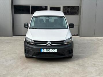 VW Caddy/Fret léger/Essence  disponible aux enchères