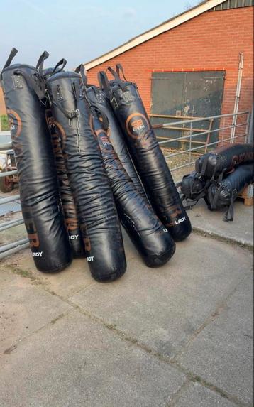 Booster bokszakken / Boks zakken / boksballen 10 stuks beschikbaar voor biedingen