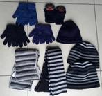 Grand ensemble de chapeaux, écharpes, gants pour tout-petits, Comme neuf, Enlèvement ou Envoi
