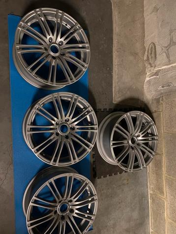 Velgen 18 inch beschikbaar voor biedingen