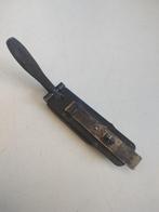 Militaire Tool, Verzenden