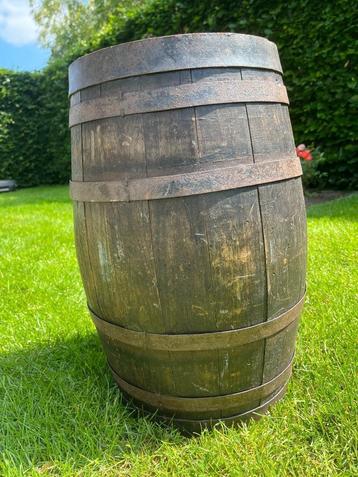 Biertonnetjes beschikbaar voor biedingen