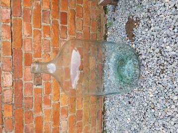 Damme jeanne
Fles  beschikbaar voor biedingen