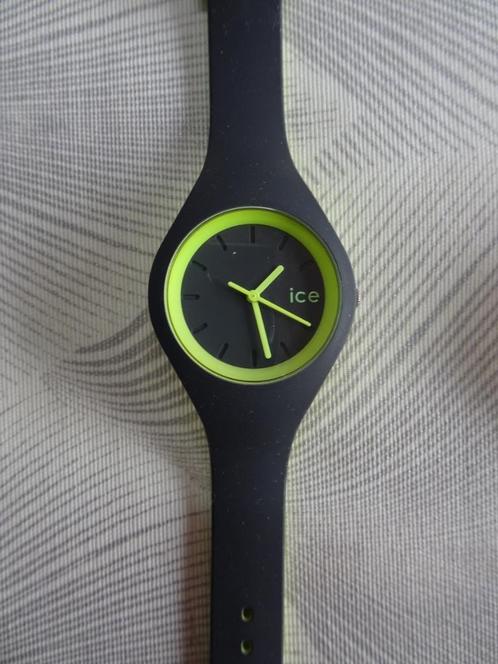 Montres Ice Swatch, Handtassen en Accessoires, Horloges | Dames, Gebruikt, Polshorloge, Swatch, Kunststof, Ophalen of Verzenden