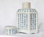 Blanc bleu pot à thé Chine F257, Antiquités & Art, Enlèvement ou Envoi