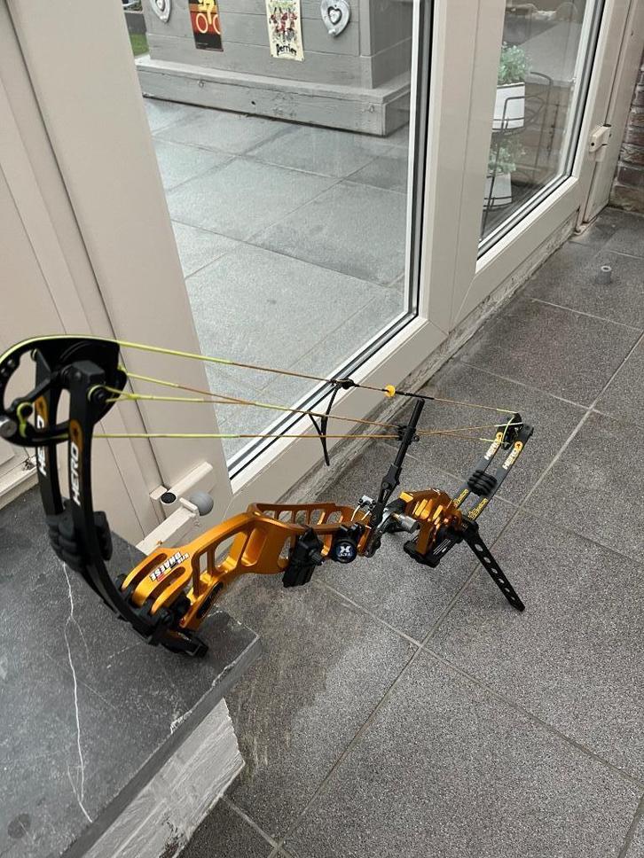 Compoundboog, Sport en Fitness, Handboogschieten, Zo goed als nieuw, Compoundboog, Ophalen