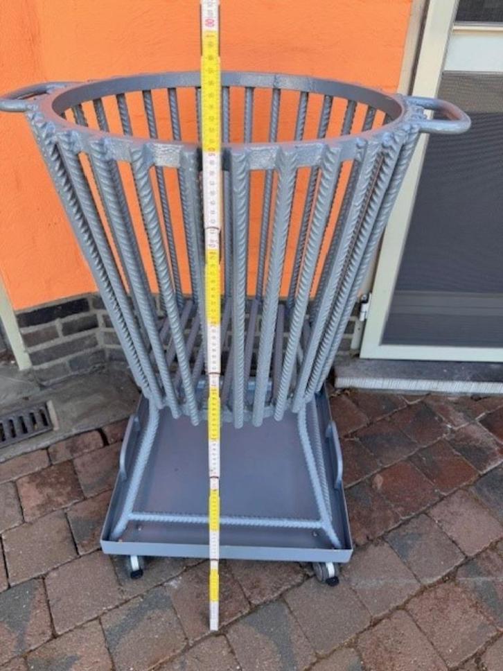 Vuurpot in zwaar gietijzer: hoogte 90 cm - diameter 50 cm,, Tuin en Terras, Vuurkorven, Nieuw, Vuurkorf, Ophalen