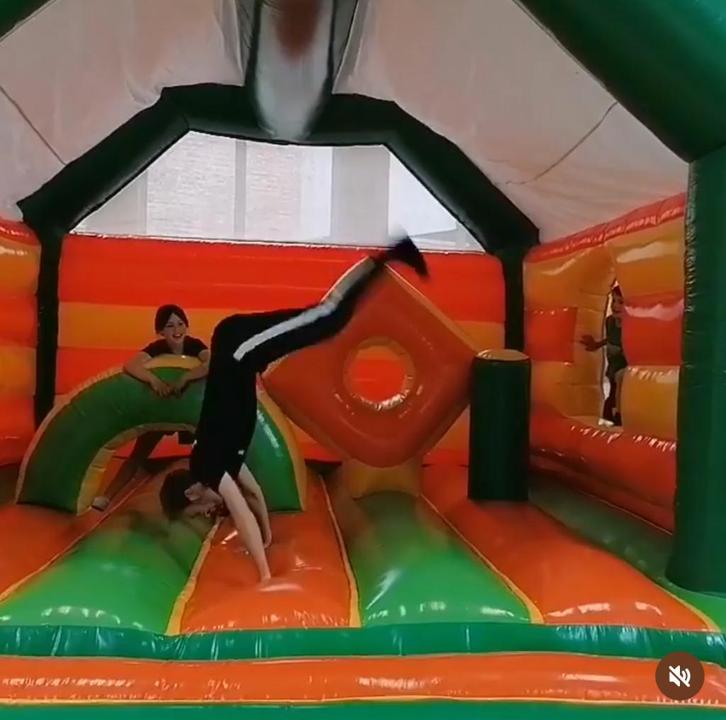 Springkasteel vormen (groot), Kinderen en Baby's, Speelgoed | Buiten | Springkussens, Gebruikt, Ophalen