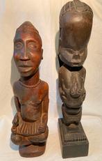 2 Afrikaanse beelden 40cm hoog, Antiek en Kunst, Kunst | Beelden en Houtsnijwerken, Ophalen of Verzenden