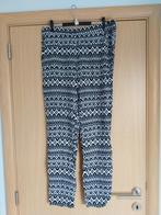 Zwart witte losse broek maat 42, Kleding | Dames, Broeken en Pantalons, Zwart, Maat 42/44 (L), Ophalen of Verzenden, Zo goed als nieuw
