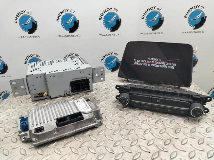 Kuga 2021 Navigatie van fabrieksauto, Auto diversen, Autonavigatie, Nieuw, Ophalen of Verzenden