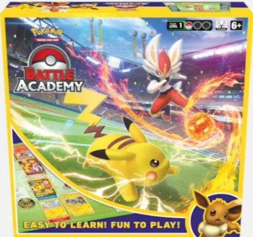 Pokémon Battle Academy (2022) – Slechts €24,95, Hobby en Vrije tijd, Verzamelkaartspellen | Pokémon, Nieuw, Booster, Ophalen of Verzenden