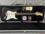 Fender Stratocaster 1989 Made in Japan met case en candy, Muziek en Instrumenten, Snaarinstrumenten | Gitaren | Elektrisch, Ophalen of Verzenden