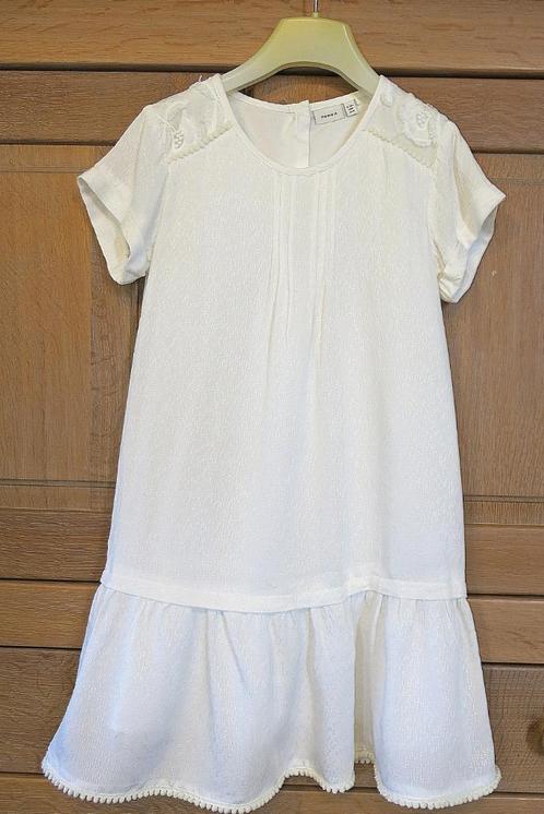 Robe blanche fluide, Name It, 9-10 ans, TBE, Kinderen en Baby's, Kinderkleding | Maat 134, Zo goed als nieuw, Meisje, Jurk of Rok