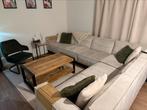 Salon set  tafel, Beege zetel groene zetel, Huis en Inrichting, Zetels | Zetels, Ophalen