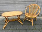 Vintage Rotan bijzettafel / plantentafel en kinderstoel, Antiek en Kunst, Ophalen of Verzenden