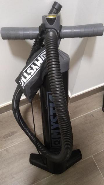 KITESURF MYSTIC EXTREME POMP + KLEINE POMP beschikbaar voor biedingen