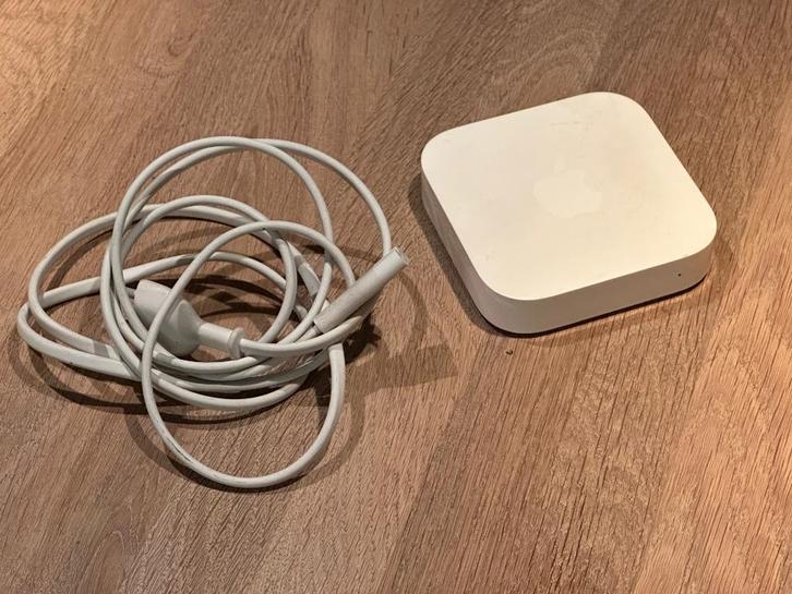AirPort Express 802.11n A1392, Computers en Software, Routers en Modems, Zo goed als nieuw, Router, Ophalen of Verzenden
