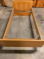 Vintage éénpersoonsbed drie stuks beschikbaar, Huis en Inrichting, Slaapkamer | Bedden, Ophalen, Gebruikt, 190 cm of minder, Fifties