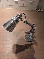 Bureaulamp, Enlèvement