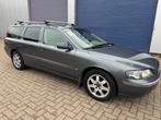 Volvo V70 V70 (bj 2003, automaat), Auto's, Gebruikt, Bedrijf, 5 deurs, Zilver of Grijs