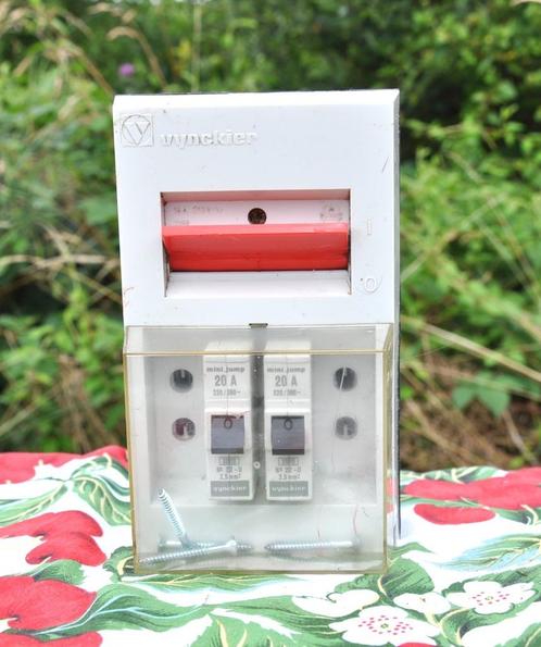 coffret a fusible vynckier + 2 fusibles automatique 20A, Hobby en Vrije tijd, Knutselen, Nieuw, Materiaal, Ophalen of Verzenden