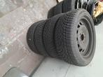 Winterbanden op velgen voor 205X55 R16 dunlop, Ophalen, Winterbanden, Banden en Velgen