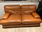 Brown leather 2-seater sofa, Maison & Meubles, Canapés | Coins salons complets, Enlèvement, Utilisé, Cuir