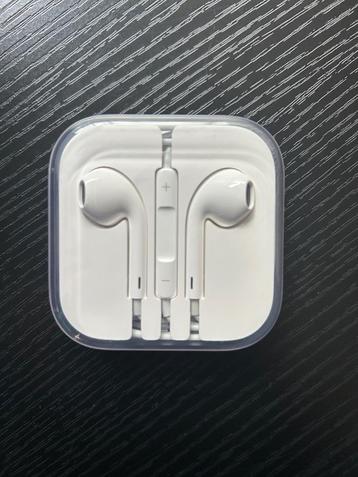 Oortjes Apple officieel beschikbaar voor biedingen