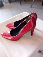 Chaussure femme  pointure 38, Sports & Fitness