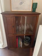 Vintage vitrinekast, Ophalen