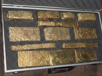 Koffer Vol Met Goud 14 Goudbaren Goudbaar Inclusief Koffer beschikbaar voor biedingen