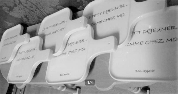 Ontbijtborden Le petit dejeuner 5 stuks + 1 gratis nieuw, Huis en Inrichting, Keuken | Servies, Nieuw, Bord(en), Overige stijlen