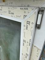 PVC raam met elektrisch rolluik, Ophalen, Zo goed als nieuw, Minder dan 75 cm, 75 tot 150 cm