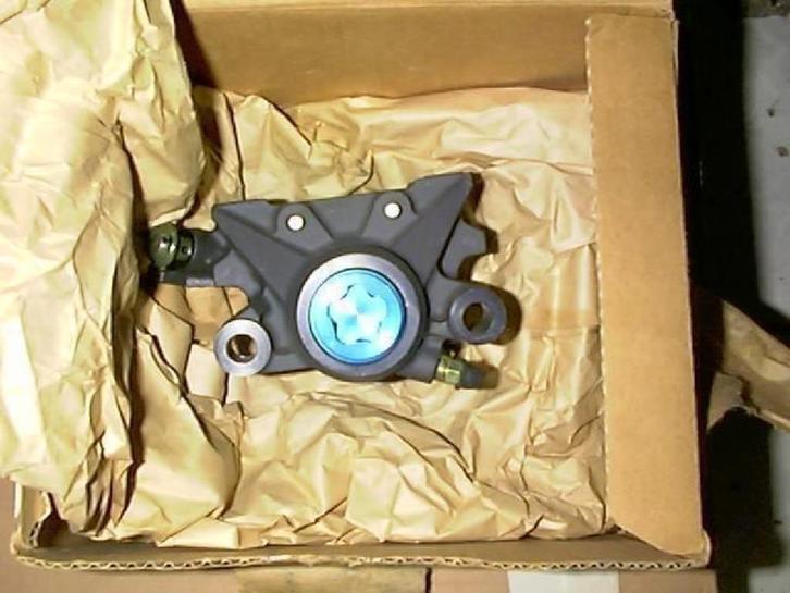 Yamaha R1 en XJR1300 blue spot achterremklauw model 1998, Motoren, Onderdelen | Yamaha, Gebruikt, Ophalen of Verzenden