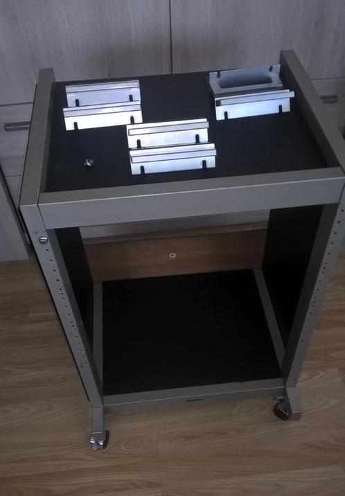 sony alu rack met beugels en schroeven, Audio, Tv en Foto, Stereoketens, Gebruikt, Cassettedeck, Cd-speler, Tuner of Radio, Sony