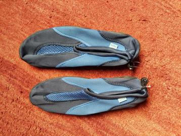 zwemschoenen waterschoenen maat 45 beschikbaar voor biedingen