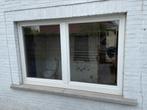 Fenêtre relevable en PVC, Bricolage & Construction, Vitres, Châssis & Fenêtres, Comme neuf, Enlèvement