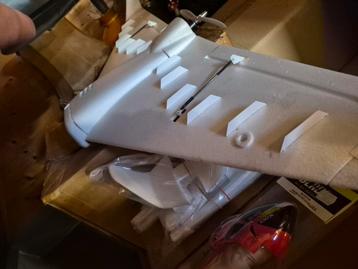 Vleugel Tbs set up fpv model beschikbaar voor biedingen